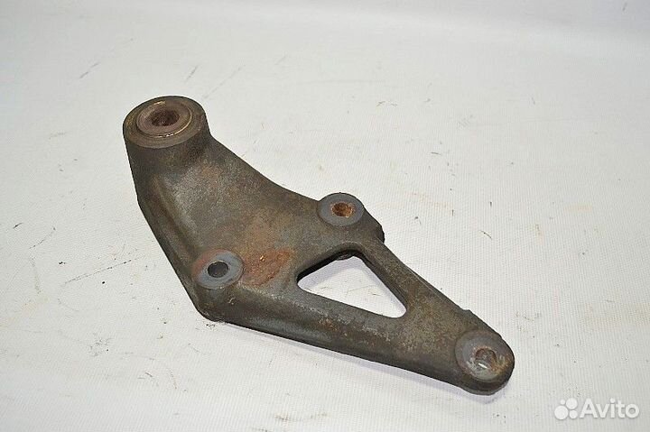 Кронштейн рессоры, переднего моста, задний правый