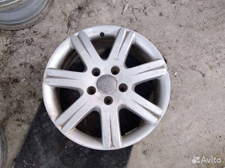 Комплект литых дисков r18 Audi Q7