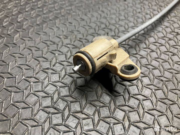 Трос кулисы кпп Audi A8 D4/4H 2012 4H0713045