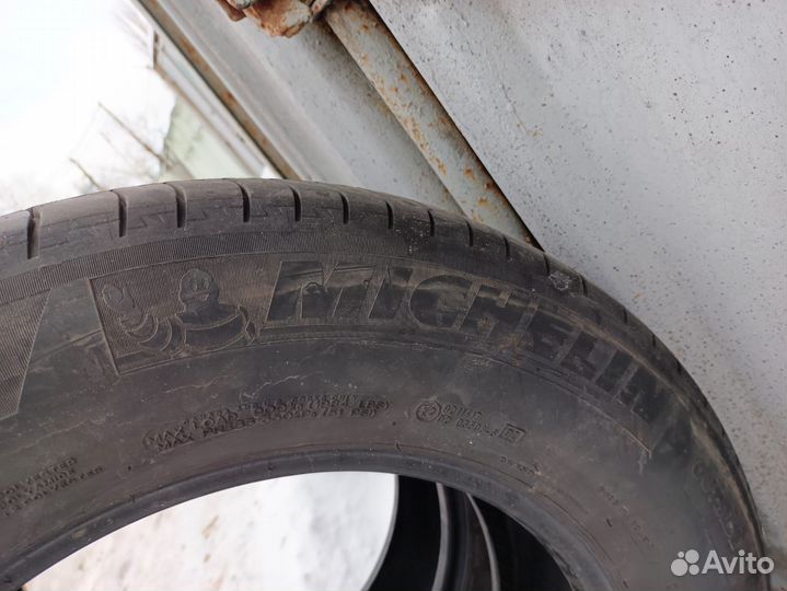 Michelin Pilot Sport 235/65 R17