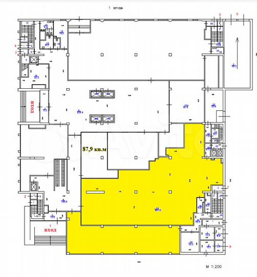 Торговая площадь 691 м²