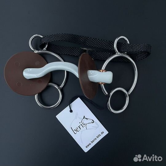 Трензель для лошади