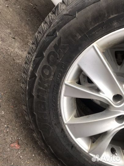 Hankook 225/70 R16