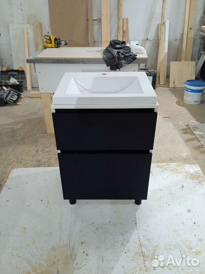 Тумба под раковину в ванну