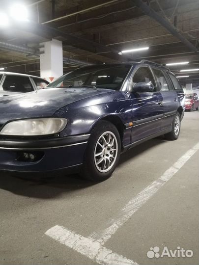 Opel Omega 2.0 МТ, 1995, 49 619 км