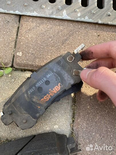 Комплект задних тормозных колодок infiniti QX80