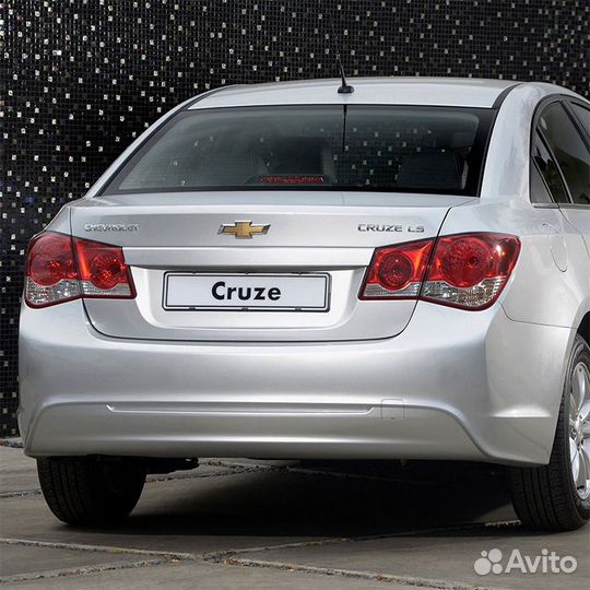 Бампер задний в цвет Chevrolet Cruze седан