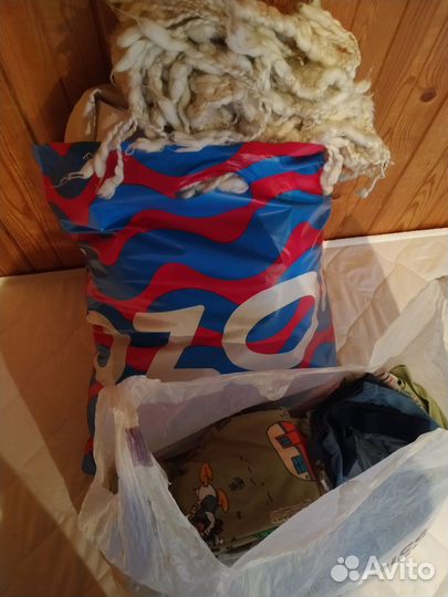 Женская и детская одежда и обувь отдам