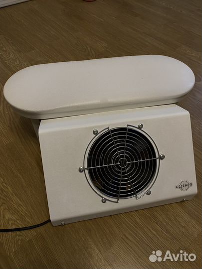 Настольный пылесос для маникюра