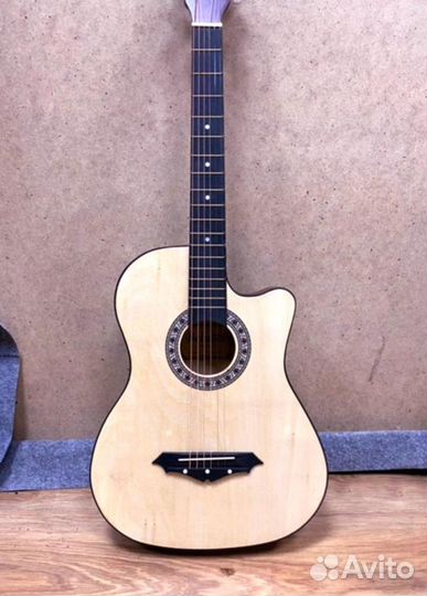 Акустическая гитара