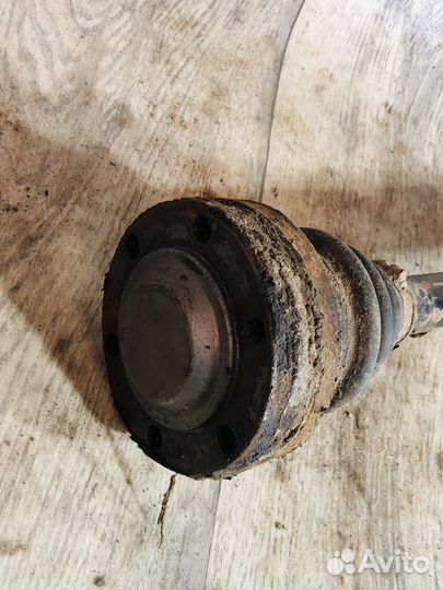 Привод задний bmw 5 e34 33 21 1 226 720