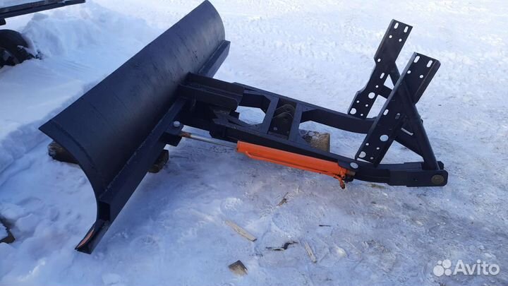 Поваротный отвал на трактор