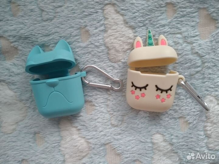 Кейс airpords с одним наушником и 2 чехла