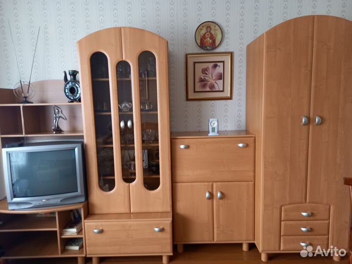 Шкаф стенка