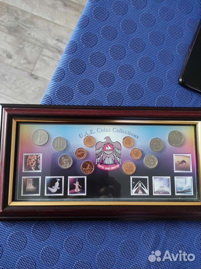 Набор монет и марок Эмираты