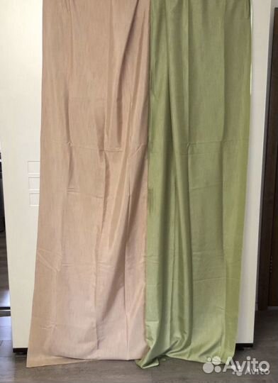 Новые две шторы на ленте, высота 270см