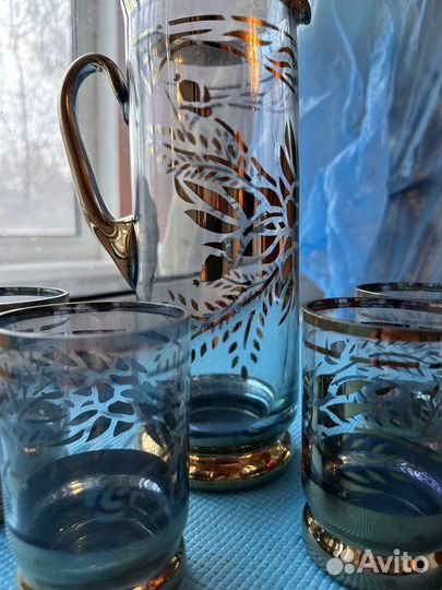 Графин со стаканами