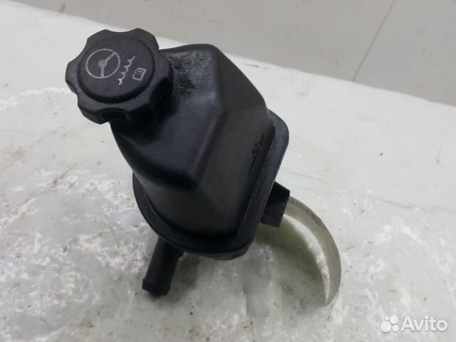 Бачок гур Opel Insignia