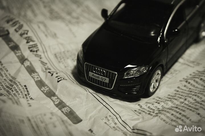 Модель машины Audi q7