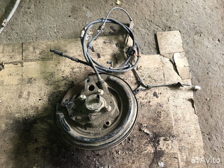 Toyota corolla 120 ступица