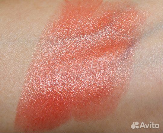 Chanel помада блеск 44 sari d'eau