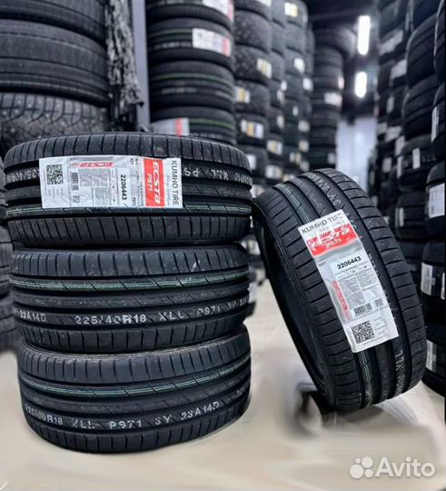 Kumho Ecsta PS71 225/40 R18 88