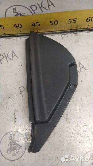 Боковая накладка торпеды Renault Megane 2