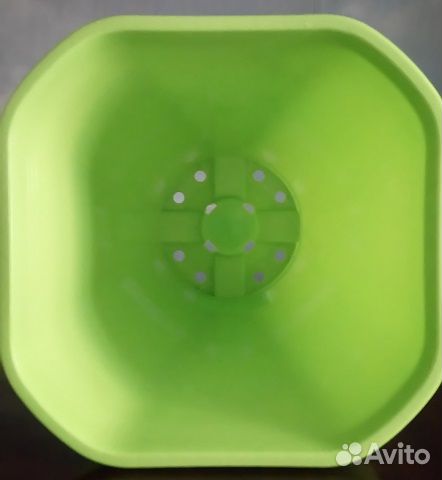 Новые горшки для цветов объем 2 л