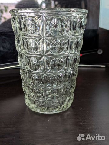 Вазочка под цветы