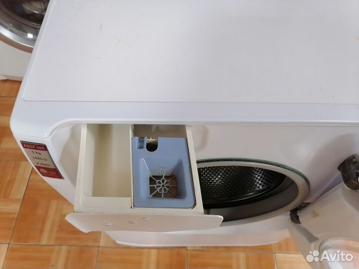 Стиральная машина Hotpoint Ariston 5kg