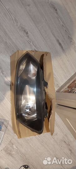 Фара левая на фольксваген поло седан 14 г