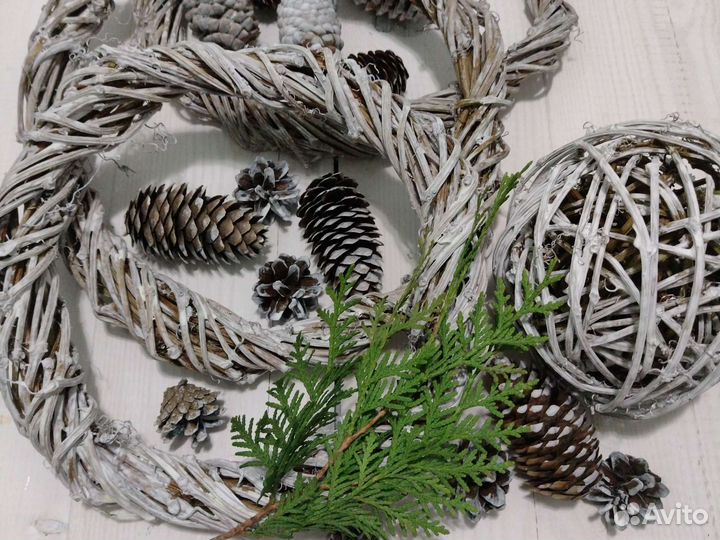 Шары из лозы, венки, основа для венка