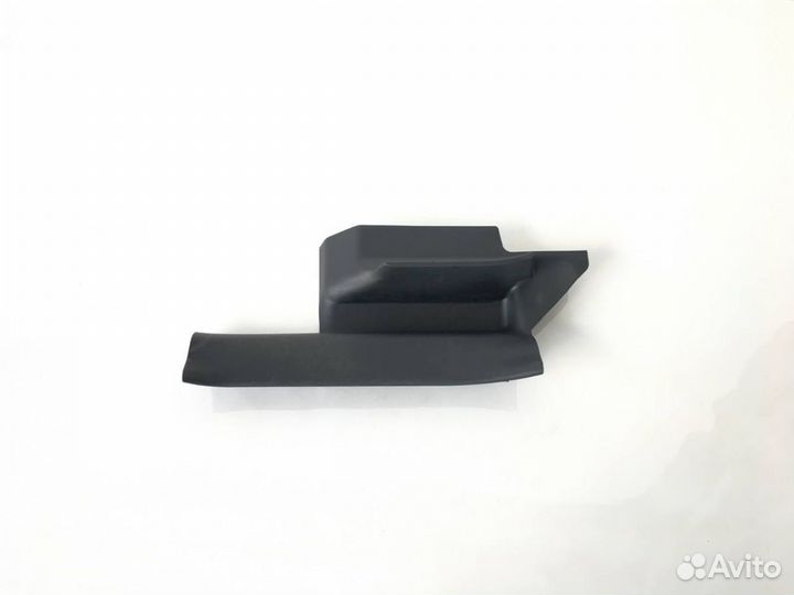 Накладка порога внутренняя Kia Sportage 2,2009