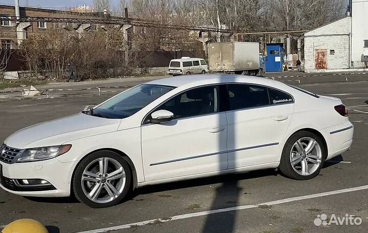 В разборе Volkswagen CC B6 2012