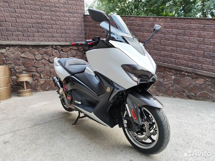 Yamaha tmax (XP530D-A)