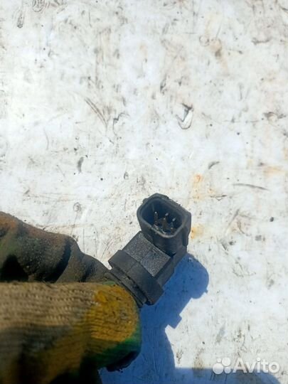 Датчик положения коленвала Hyundai Kia