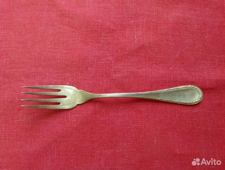 Старинная серебряная десертная вилка 800 Германия