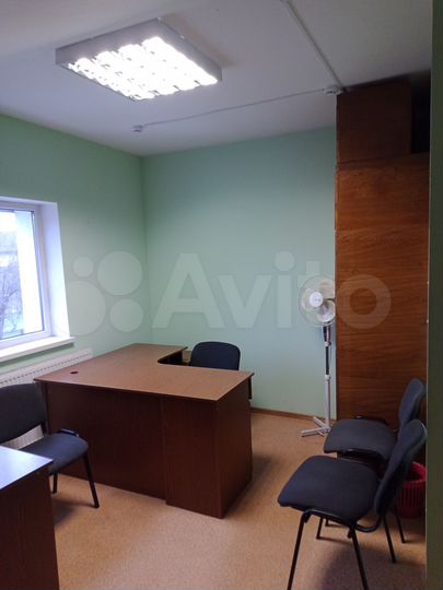 Склад 20 м² + офис 18 м²