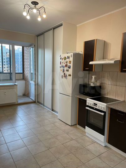 2-к. квартира, 54 м², 13/17 эт.