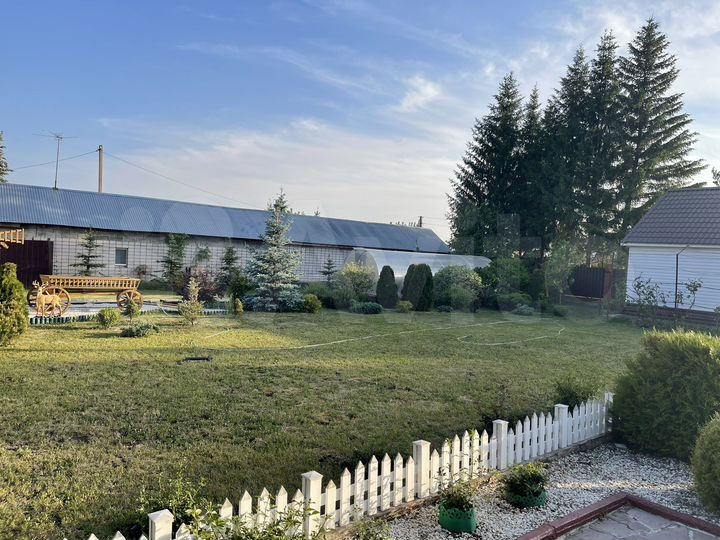 Дом 242 м² на участке 22 сот.