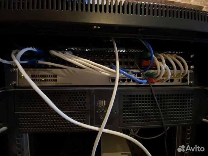 Коммутатор hp 1820-24G J9980a