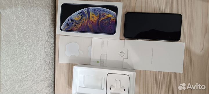 iPhone Xs Max, 64 ГБ