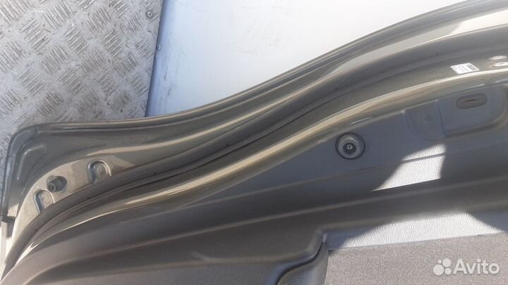 Дверь задняя левая toyota avensis T27 2010