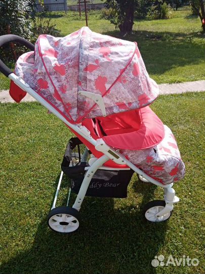 Прогулочная коляска