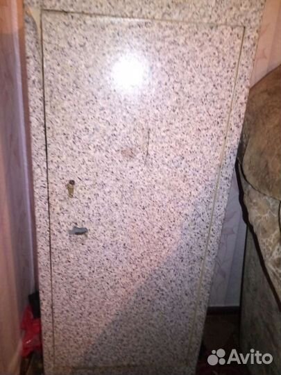 Оружейный сейф