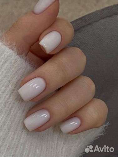 Маникюр и педикюр