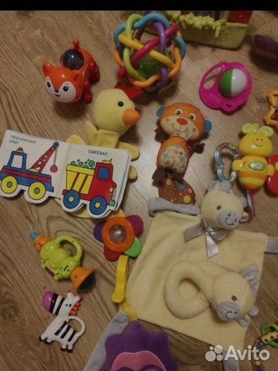Развивающие игрушки до 1 года пакетом