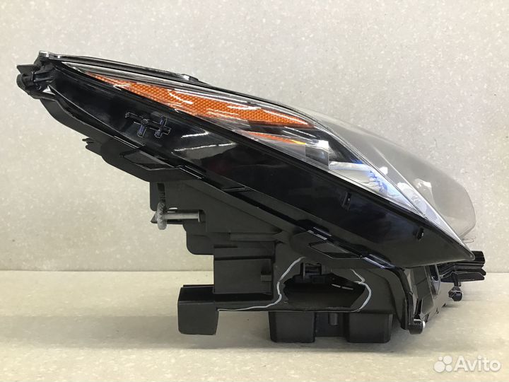 Фара правая Lexus NX 200 300H 2014