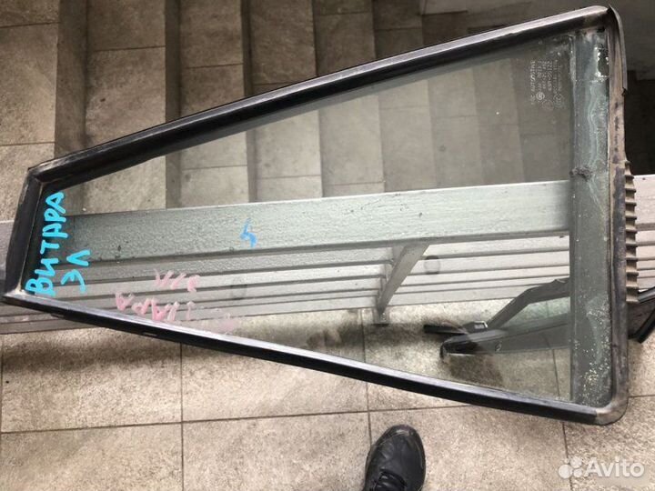 Форточка задняя левая Suzuki Vitara