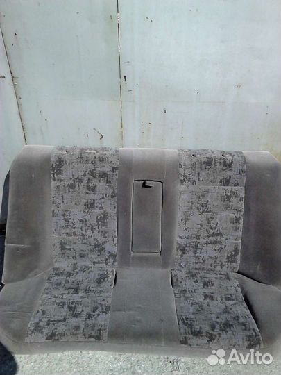 Заднее сиденье